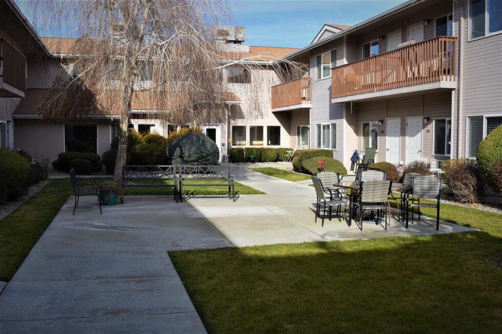 The Difference Between Assisted Living and Skilled Facilities